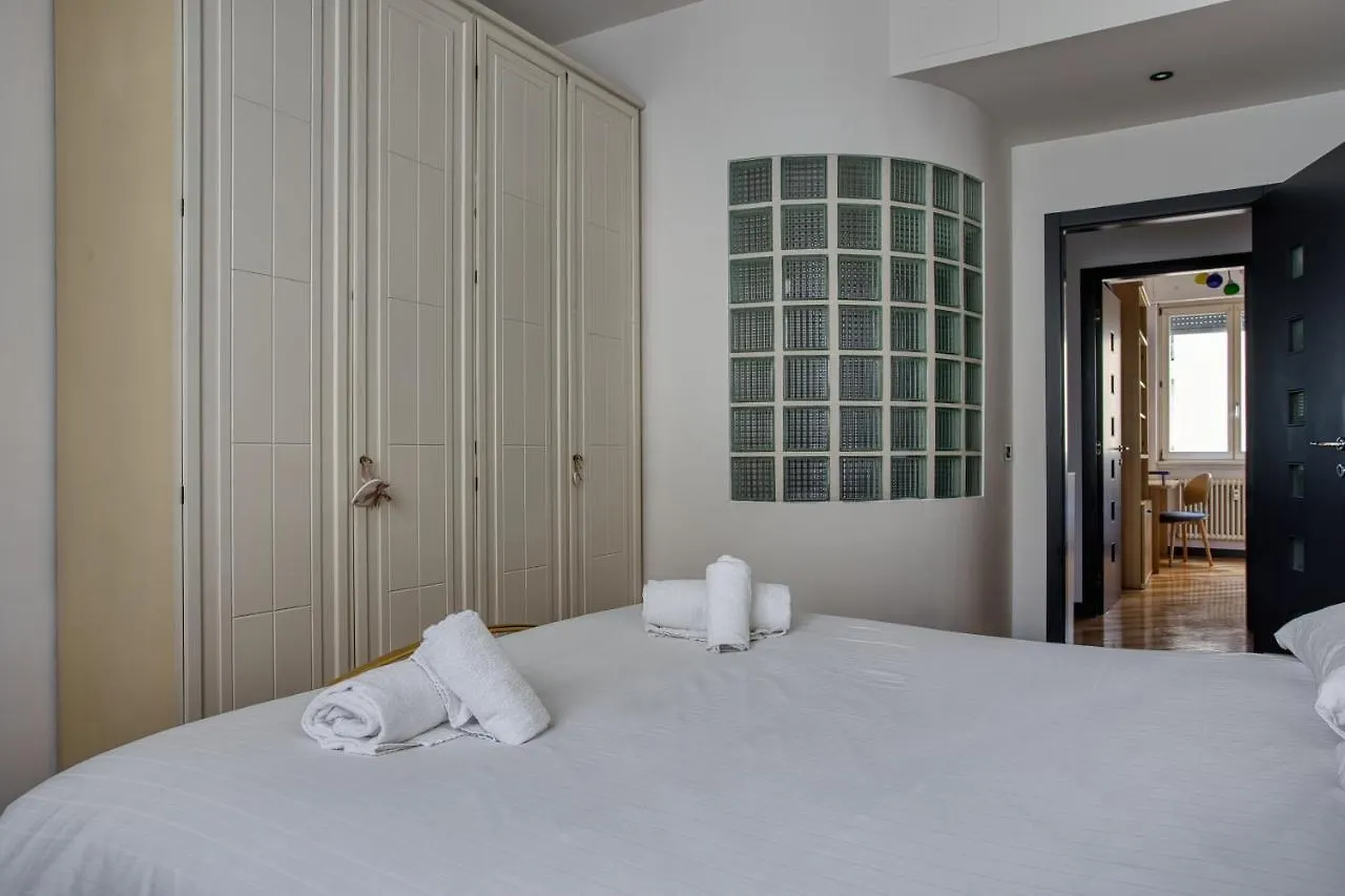Joivy Attractive Flat Near Citylife Apartment Milan Italy
